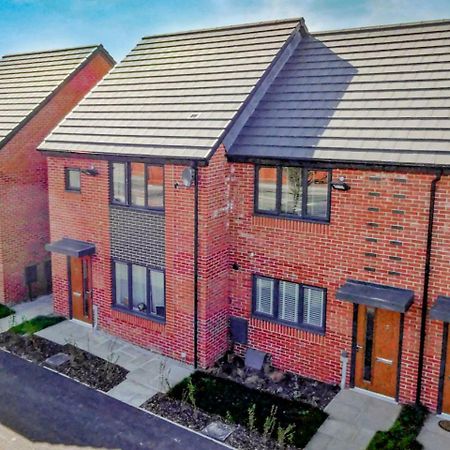Newly Built, Splendid House For 5 In Manchester! Ngoại thất bức ảnh
